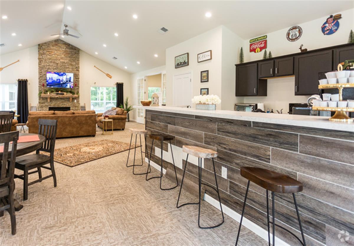 The Retreat at Meadowview Apartment in Kingsport, TN